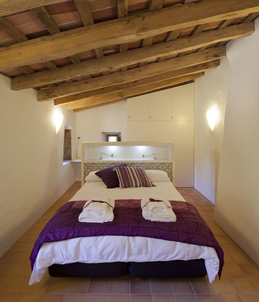 B&B La Rectoria De Sant Miquel De Pineda Сан-Феліу-де-Пальєролс Екстер'єр фото