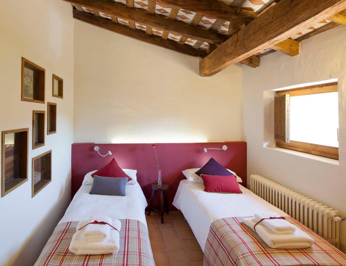 B&B La Rectoria De Sant Miquel De Pineda Сан-Феліу-де-Пальєролс Екстер'єр фото