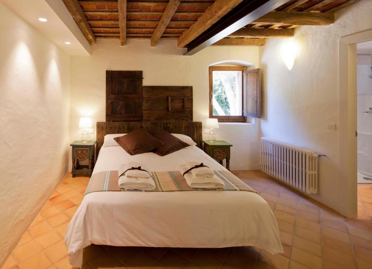 B&B La Rectoria De Sant Miquel De Pineda Сан-Феліу-де-Пальєролс Екстер'єр фото